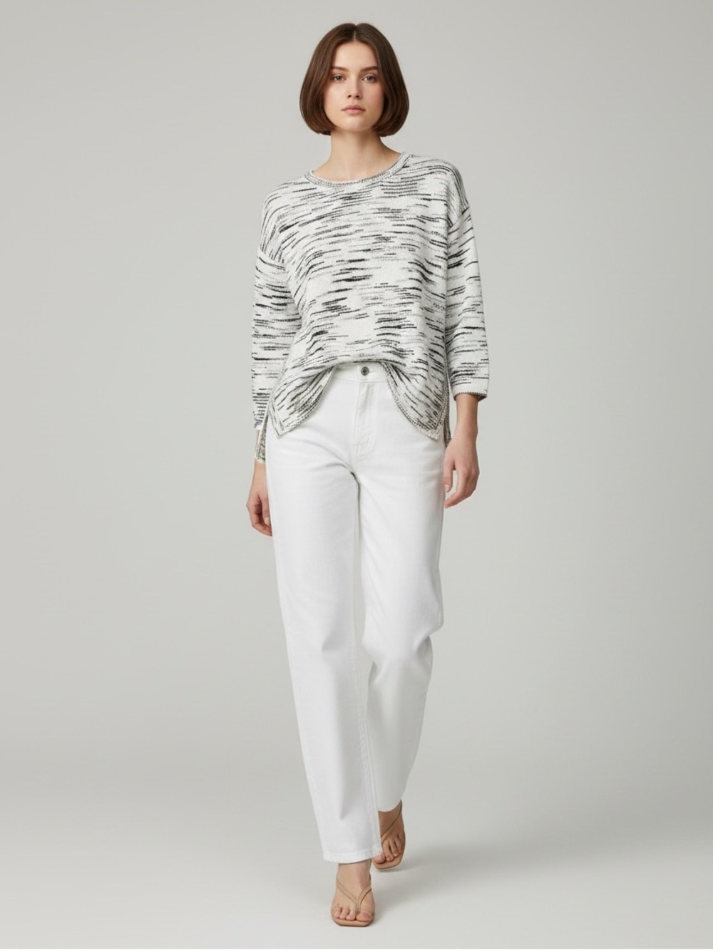 Ricki’s Ivory Black Crew Neck Sweater High Low Split Hem Small